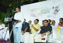 ಕೇರಳದ ಪೊನ್ನಣಿ ವಿಧಾನಸಭೆ ಕ್ಷೇತ್ರದಲ್ಲಿ ಕಾಂಗ್ರೆಸ್‌ ಪಕ್ಷದ ಪರ ಪ್ರಚಾರ ಸಭೆಯನ್ನುದ್ದೇಶಿಸಿ ಮಾತನಾಡುತ್ತಿರುವ ಎಐಸಿಸಿ ಮುಖಂಡ ಶಾಕೀರ್‌ ಸನದಿ